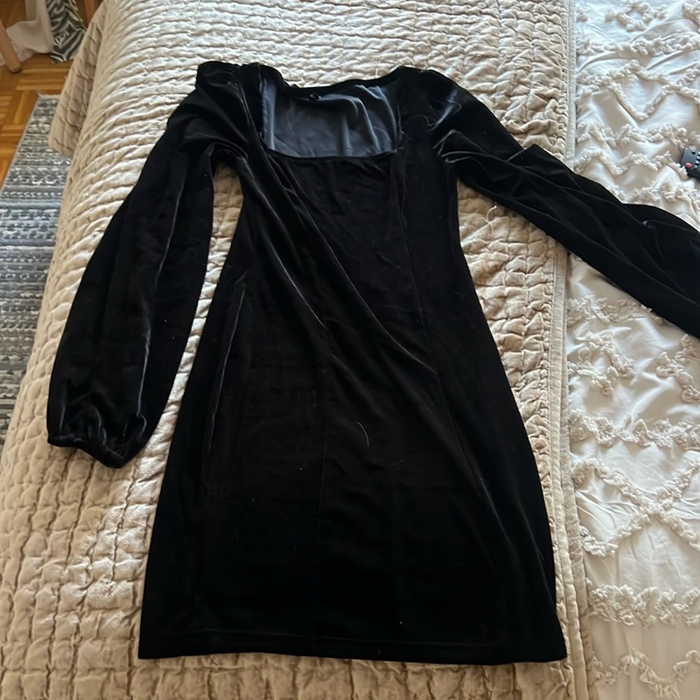 Velvet square neck mini dress - Picture 3 of 7